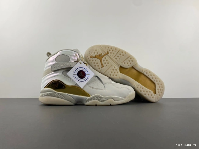 8 Retro Jordan 832821-030 Champagne 0725